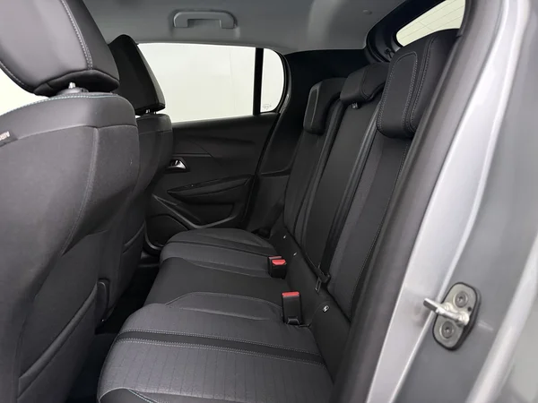 PEUGEOT 208 (2023) — foto 5 van 27