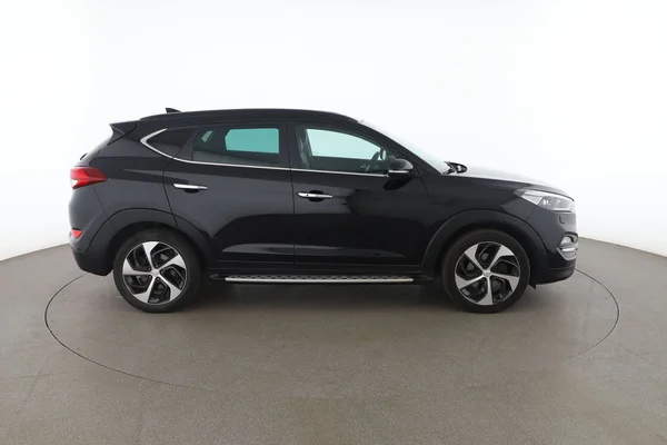 Hyundai Tucson (2018) — foto 13 van 16