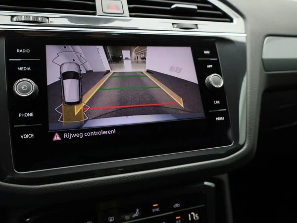 Volkswagen Tiguan (2022) — foto 20 van 41
