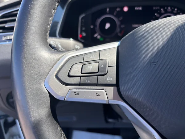 VOLKSWAGEN Tiguan eHybrid (PHEV) (2021) — foto 4 van 20