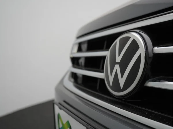 VOLKSWAGEN Tiguan Allspace (2022) — foto 36 van 43