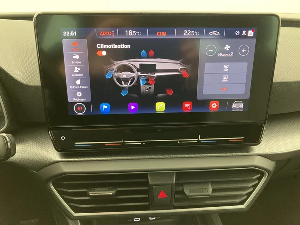 SEAT Leon (2022) — foto 16 van 36