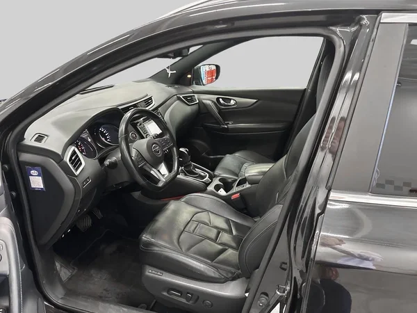 Nissan QASHQAI (2018) — foto 15 van 16