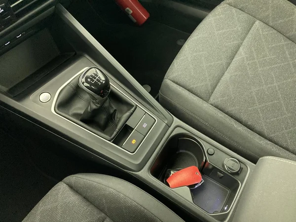 VOLKSWAGEN Golf VIII SW (2022) — foto 19 van 36