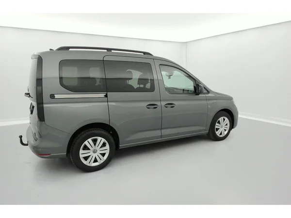VOLKSWAGEN Caddy (2024) — foto 2 van 36