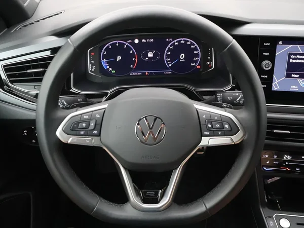 Volkswagen Taigo (2023) — foto 2 van 23
