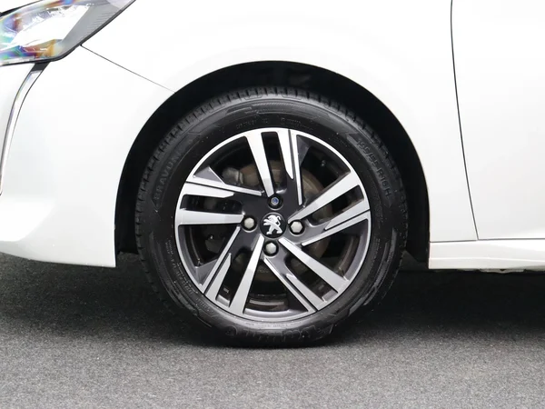 Peugeot 208 (2020) — foto 27 van 29