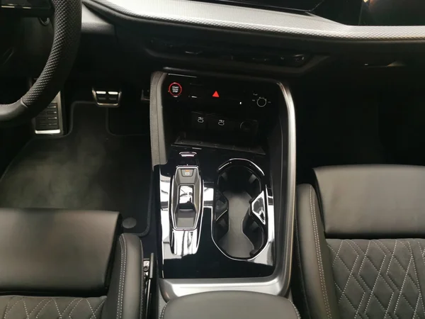 AUDI Q5 (2025) — foto 6 van 15