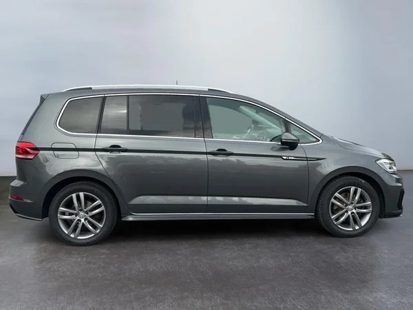 VOLKSWAGEN Touran (2020) — foto 31 van 33