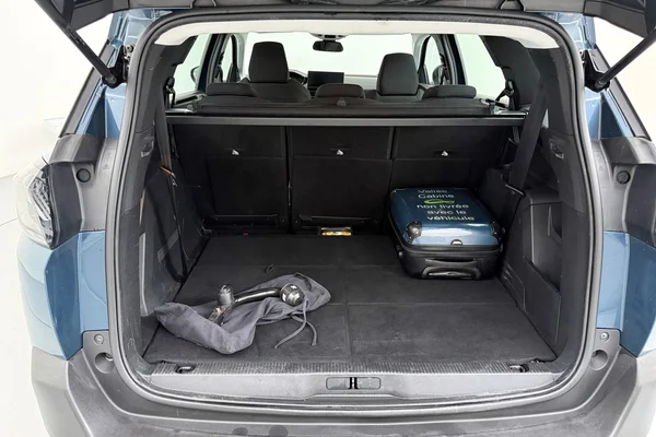 Peugeot 5008 (2021) — foto 4 van 30