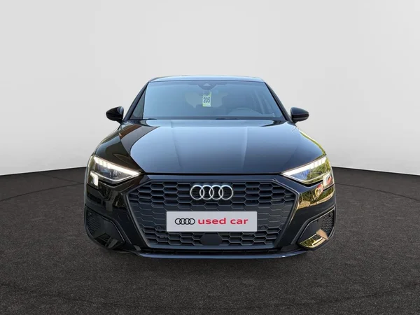 AUDI A3 Sportback (2023) — foto 9 van 17