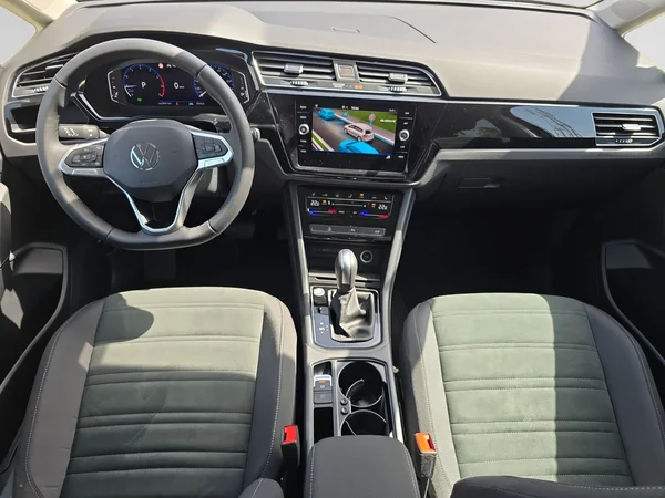 VOLKSWAGEN Touran (2025) — foto 20 van 20