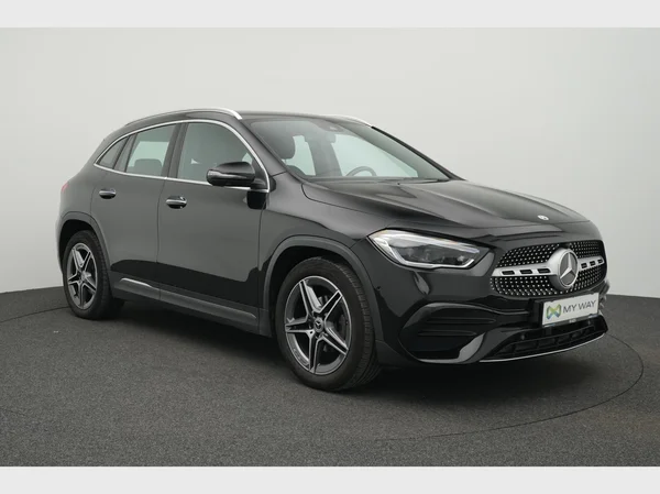 MERCEDES-BENZ GLA 180 (2021) — foto 23 van 28