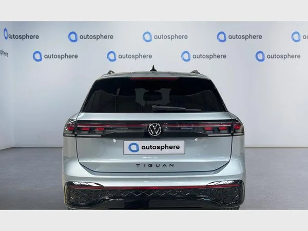 VOLKSWAGEN Tiguan (2026) — foto 22 van 28