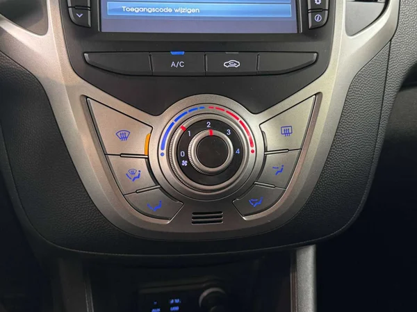 Hyundai ix20 (2017) — foto 3 van 14