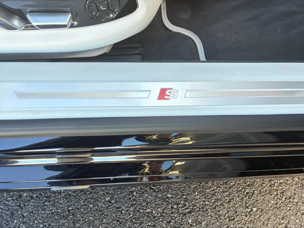 AUDI S8 (2025) — foto 15 van 24