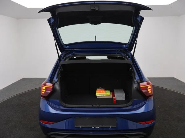 VOLKSWAGEN Polo (2026) — foto 4 van 22