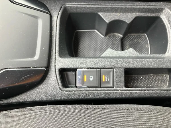 VOLKSWAGEN T-Roc (2021) — foto 9 van 21