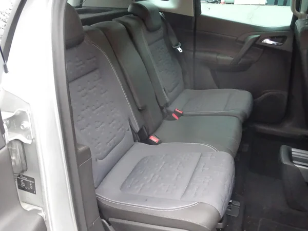 Opel Meriva (2017) — foto 8 van 23
