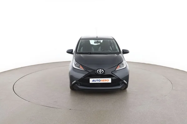 Toyota Aygo (2016) — foto 15 van 16