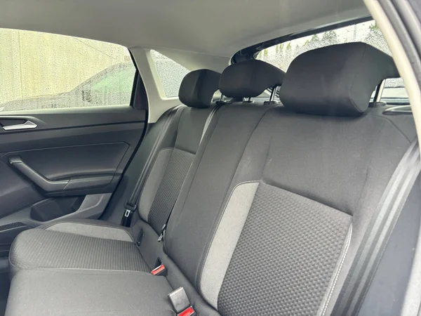 VOLKSWAGEN Taigo (2022) — foto 2 van 14