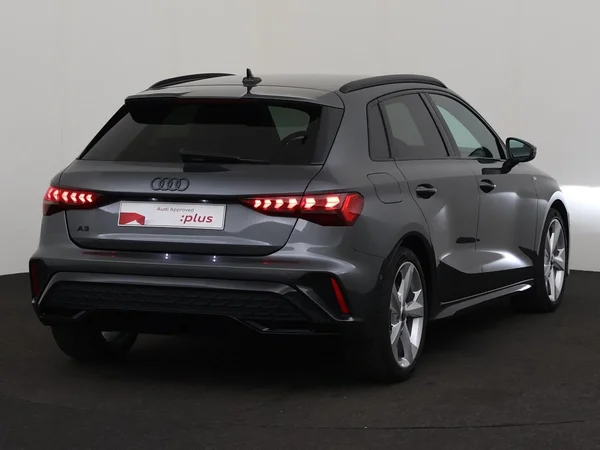 AUDI A3 Sportback (2025) — foto 9 van 18