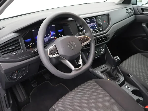 Volkswagen Polo (2023) — foto 27 van 28