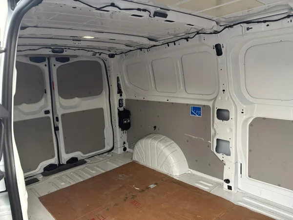 VOLKSWAGEN Transporter T7 30 Fourgon Lwb Dsl (2025) — foto 10 van 24