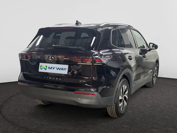 VOLKSWAGEN Tiguan (2025) — foto 16 van 20