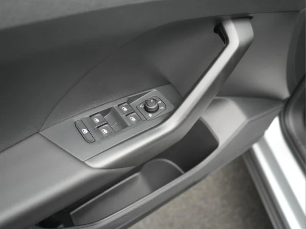 VOLKSWAGEN T-Cross (2026) — foto 24 van 24