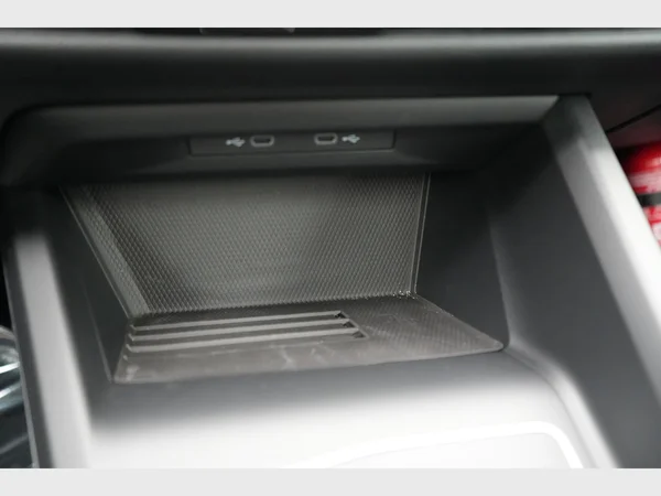 VOLKSWAGEN Golf VIII SW (2025) — foto 13 van 29