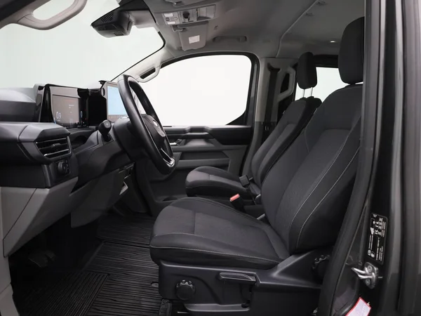 Ford Transit Custom (2025) — foto 2 van 38