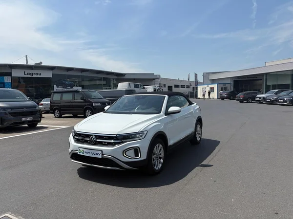 VOLKSWAGEN T-Roc Cabriolet (2022) — foto 14 van 22
