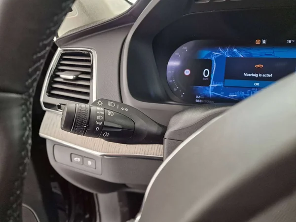 Volvo XC90 (2024) — foto 3 van 18