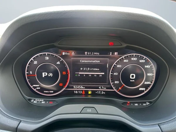 AUDI Q2 Dsl (2021) — foto 7 van 31