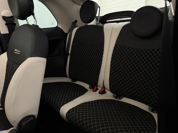 FIAT 500C (2021) — foto 5 van 25