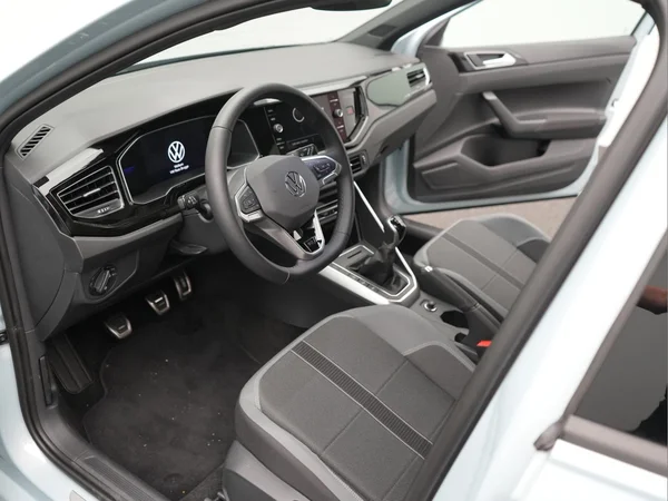 VOLKSWAGEN Polo (2026) — foto 15 van 25