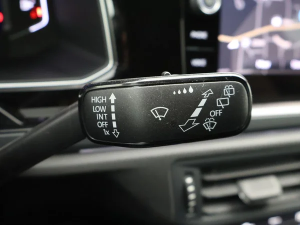 VOLKSWAGEN Polo (2025) — foto 4 van 27
