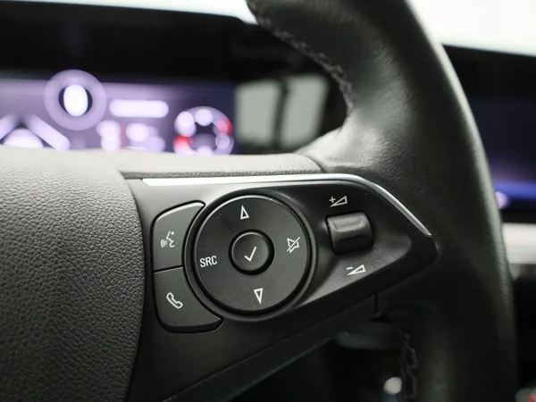Opel Mokka (2023) — foto 11 van 38