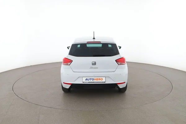 Seat Ibiza (2023) — foto 11 van 16