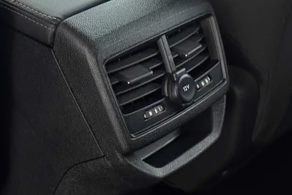 Peugeot 3008 (2024) — foto 13 van 28
