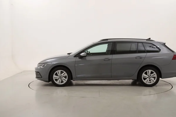 Volkswagen Golf VIII SW (2022) — foto 7 van 22