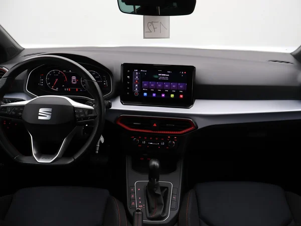 SEAT Ibiza 5P/D (2024) — foto 4 van 25