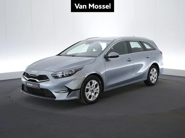 Kia cee'd (2024) — foto 1 van 23