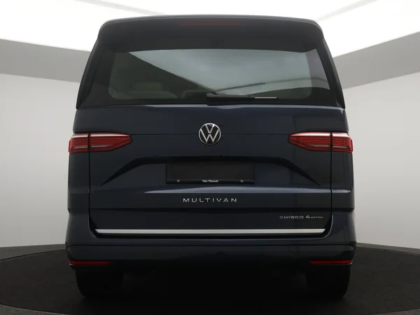 VOLKSWAGEN Multivan T7 eHybrid (PHEV) (2025) — foto 24 van 29