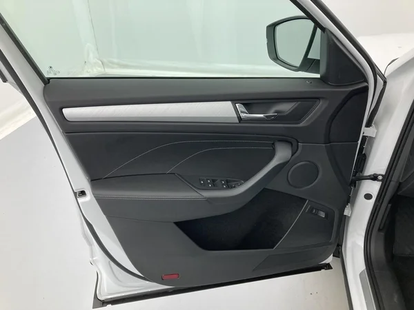 SKODA Kodiaq (2022) — foto 21 van 36