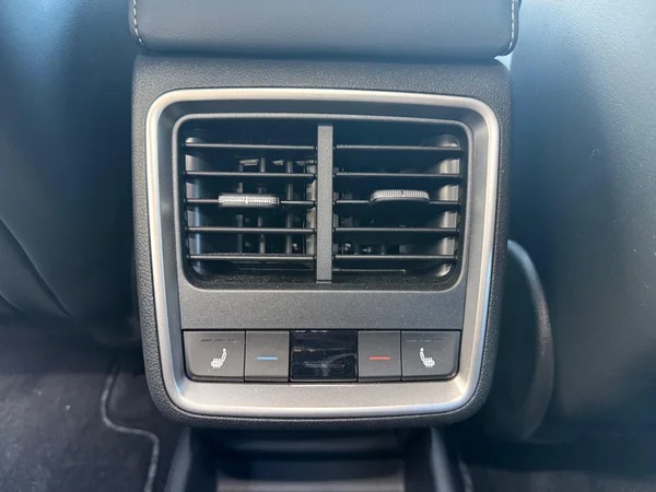 SKODA Elroq (2025) — foto 6 van 17