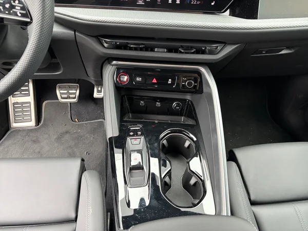 AUDI Q5 Sportback (2025) — foto 3 van 18