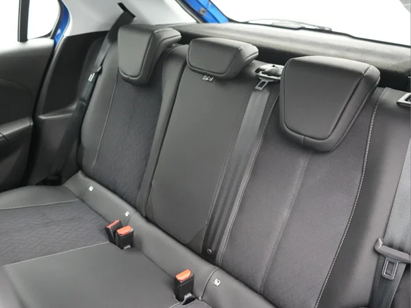 OPEL Corsa (2021) — foto 2 van 24