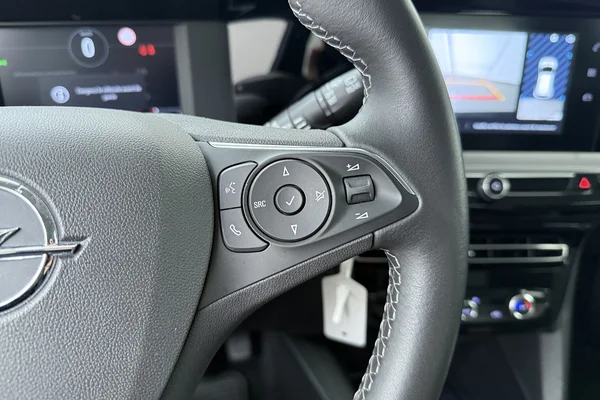 Opel Mokka (2024) — foto 7 van 16